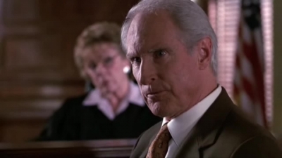 LAW_AND_ORDER_-_E10X19_SURRENDER_DOROTHY_631.jpg