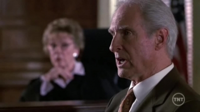 LAW_AND_ORDER_-_E10X19_SURRENDER_DOROTHY_710.jpg