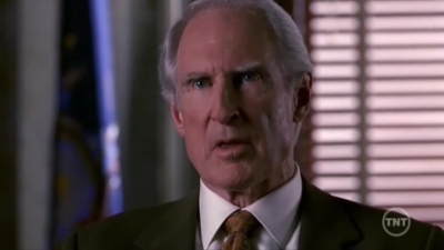 LAW_AND_ORDER_-_E10X19_SURRENDER_DOROTHY_748.jpg