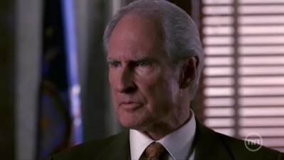 LAW_AND_ORDER_-_E10X19_SURRENDER_DOROTHY_775.jpg