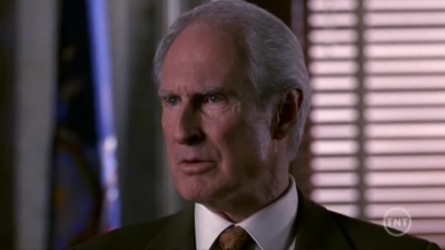 LAW_AND_ORDER_-_E10X19_SURRENDER_DOROTHY_794.jpg