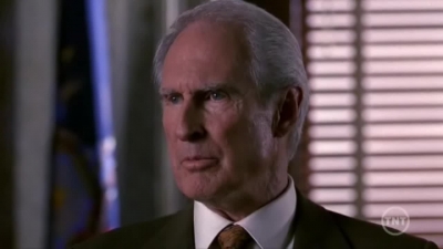 LAW_AND_ORDER_-_E10X19_SURRENDER_DOROTHY_797.jpg