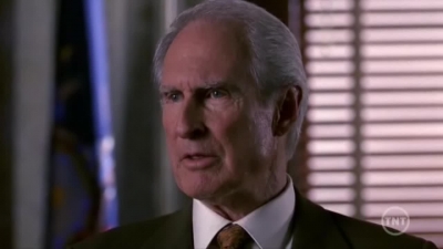 LAW_AND_ORDER_-_E10X19_SURRENDER_DOROTHY_798.jpg