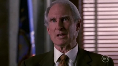 LAW_AND_ORDER_-_E10X19_SURRENDER_DOROTHY_826.jpg