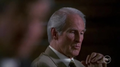 LAW_AND_ORDER_-_E10X19_SURRENDER_DOROTHY_848.jpg