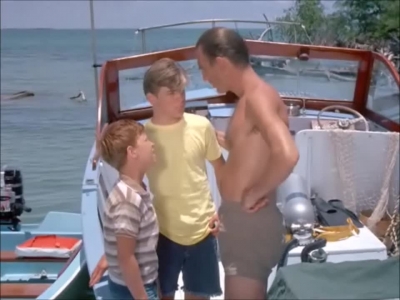 FLIPPER_-_E1X07_COUNTDOWN_FOR_FLIPPER_0572.jpg
