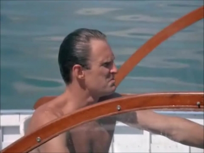 FLIPPER_-_E1X07_COUNTDOWN_FOR_FLIPPER_1171.jpg