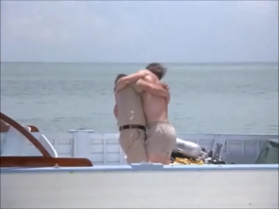 FLIPPER_-_E1X07_COUNTDOWN_FOR_FLIPPER_1182.jpg