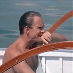FLIPPER_-_E1X07_COUNTDOWN_FOR_FLIPPER_1162.jpg