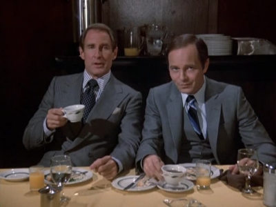 HILL_STREET_BLUES_-_E1X12_I_NEVER_PROMISED_YOU_A_ROSE_MARVIN_015.jpg