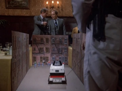 HILL_STREET_BLUES_-_E1X12_I_NEVER_PROMISED_YOU_A_ROSE_MARVIN_370.jpg