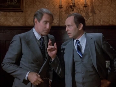 HILL_STREET_BLUES_-_E1X12_I_NEVER_PROMISED_YOU_A_ROSE_MARVIN_550.jpg