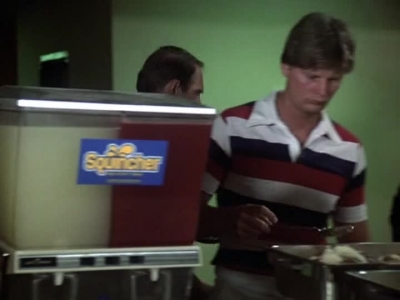 HILL_STREET_BLUES_-_E1X16_JUNGLE_MADNESS_PT_1_421.jpg
