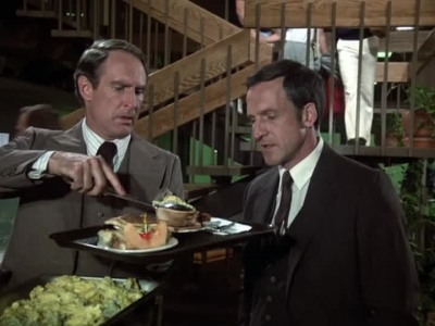 HILL_STREET_BLUES_-_E1X16_JUNGLE_MADNESS_PT_1_537.jpg