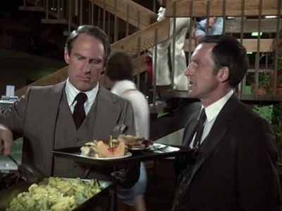 HILL_STREET_BLUES_-_E1X16_JUNGLE_MADNESS_PT_1_548.jpg