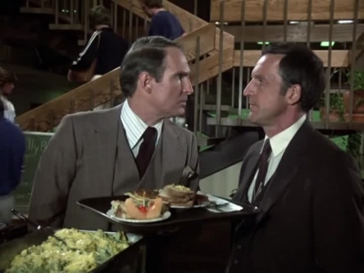 HILL_STREET_BLUES_-_E1X16_JUNGLE_MADNESS_PT_1_561.jpg