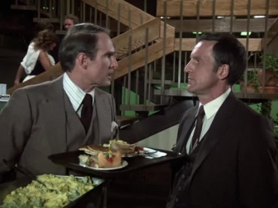 HILL_STREET_BLUES_-_E1X16_JUNGLE_MADNESS_PT_1_568.jpg