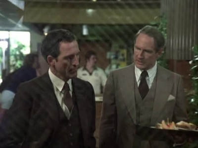HILL_STREET_BLUES_-_E1X16_JUNGLE_MADNESS_PT_1_611.jpg