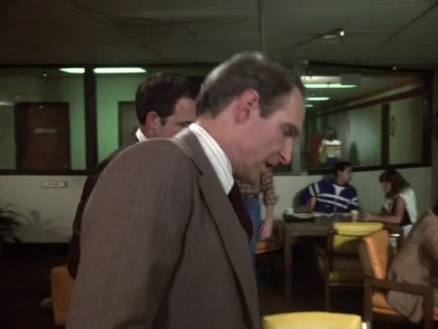 HILL_STREET_BLUES_-_E1X16_JUNGLE_MADNESS_PT_1_667.jpg