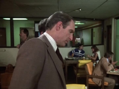 HILL_STREET_BLUES_-_E1X16_JUNGLE_MADNESS_PT_1_672.jpg
