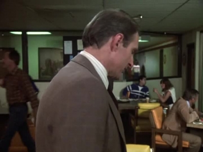 HILL_STREET_BLUES_-_E1X16_JUNGLE_MADNESS_PT_1_674.jpg