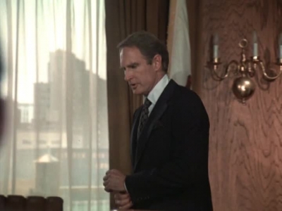 HILL_STREET_BLUES_-_E1X17_JUNGLE_MADNESS_PT_2__015.jpg