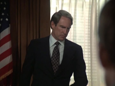 HILL_STREET_BLUES_-_E1X17_JUNGLE_MADNESS_PT_2__033.jpg