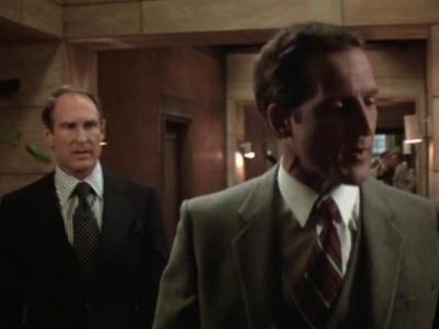 HILL_STREET_BLUES_-_E1X17_JUNGLE_MADNESS_PT_2__528.jpg