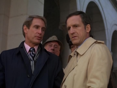 HILL_STREET_BLUES_-_E2X04_THE_SECOND_OLDEST_PROFESSION_868.jpg