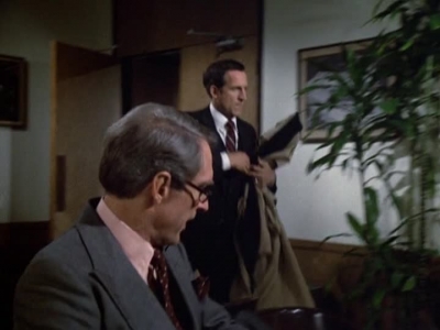 HILL_STREET_BLUES_-_E2X11_FREEDOMS_LAST_STAND_014.jpg