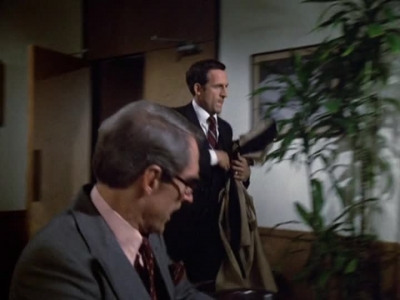 HILL_STREET_BLUES_-_E2X11_FREEDOMS_LAST_STAND_015.jpg