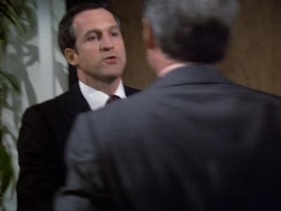 HILL_STREET_BLUES_-_E2X11_FREEDOMS_LAST_STAND_031.jpg