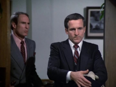 HILL_STREET_BLUES_-_E2X11_FREEDOMS_LAST_STAND_083.jpg