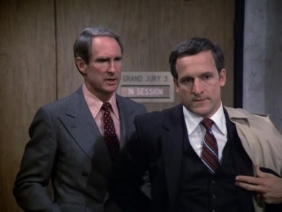 HILL_STREET_BLUES_-_E2X11_FREEDOMS_LAST_STAND_109.jpg