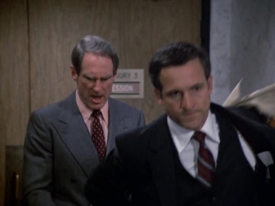 HILL_STREET_BLUES_-_E2X11_FREEDOMS_LAST_STAND_113.jpg