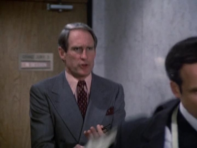 HILL_STREET_BLUES_-_E2X11_FREEDOMS_LAST_STAND_120.jpg