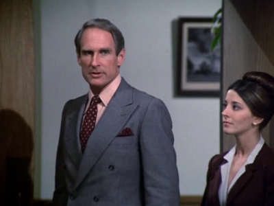 HILL_STREET_BLUES_-_E2X11_FREEDOMS_LAST_STAND_410.jpg