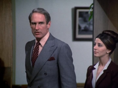 HILL_STREET_BLUES_-_E2X11_FREEDOMS_LAST_STAND_413.jpg