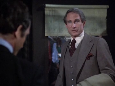 HILL_STREET_BLUES_-_E2X15_SOME_LIKE_IT_HOT_WIRED_094.jpg