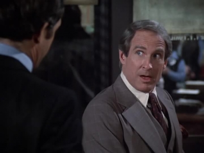 HILL_STREET_BLUES_-_E2X15_SOME_LIKE_IT_HOT_WIRED_161.jpg