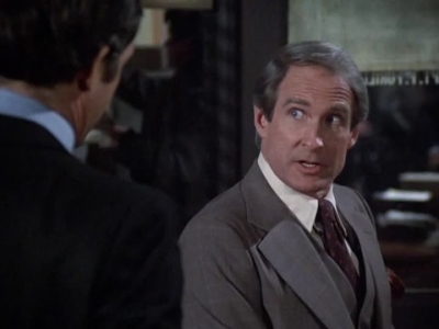 HILL_STREET_BLUES_-_E2X15_SOME_LIKE_IT_HOT_WIRED_170.jpg