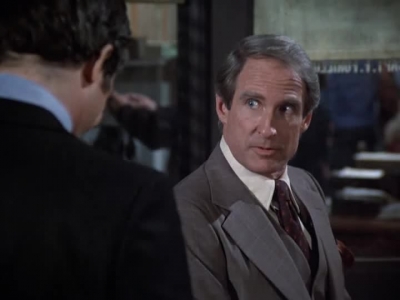 HILL_STREET_BLUES_-_E2X15_SOME_LIKE_IT_HOT_WIRED_196.jpg