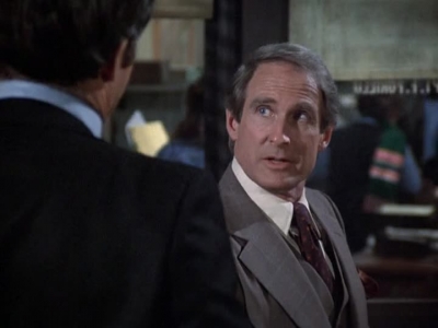 HILL_STREET_BLUES_-_E2X15_SOME_LIKE_IT_HOT_WIRED_199.jpg