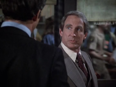 HILL_STREET_BLUES_-_E2X15_SOME_LIKE_IT_HOT_WIRED_203.jpg