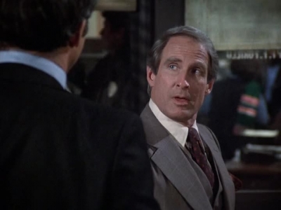 HILL_STREET_BLUES_-_E2X15_SOME_LIKE_IT_HOT_WIRED_211.jpg