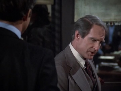 HILL_STREET_BLUES_-_E2X15_SOME_LIKE_IT_HOT_WIRED_224.jpg