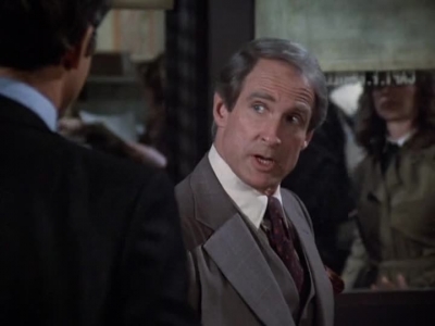 HILL_STREET_BLUES_-_E2X15_SOME_LIKE_IT_HOT_WIRED_232.jpg