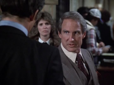 HILL_STREET_BLUES_-_E2X15_SOME_LIKE_IT_HOT_WIRED_265.jpg