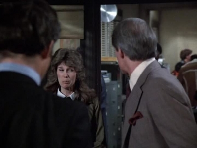 HILL_STREET_BLUES_-_E2X15_SOME_LIKE_IT_HOT_WIRED_389.jpg