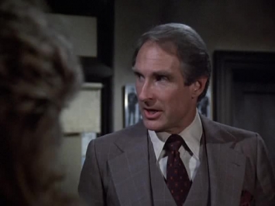 HILL_STREET_BLUES_-_E2X15_SOME_LIKE_IT_HOT_WIRED_410.jpg